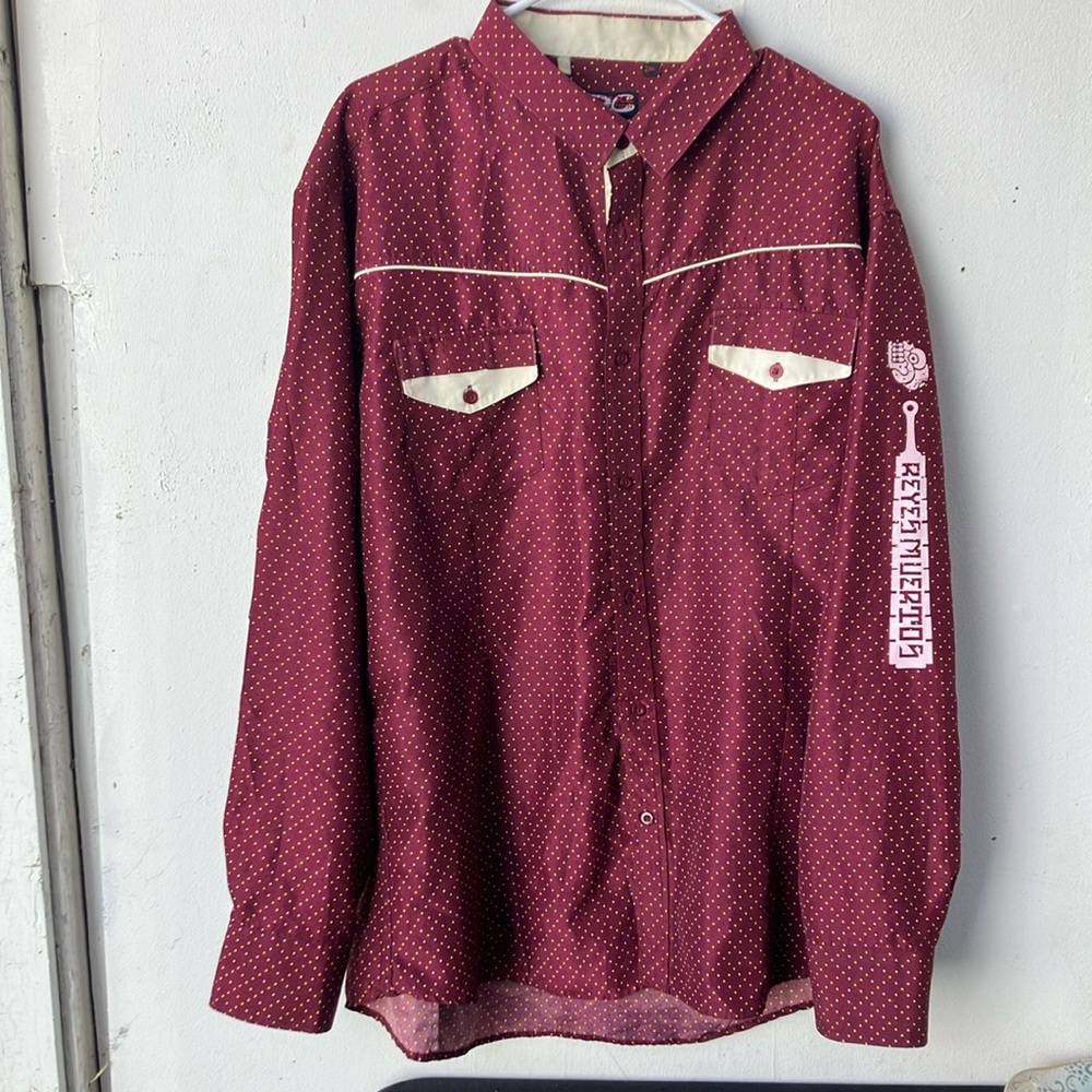 Customized Men’s Desire Collection Fitted Button-up